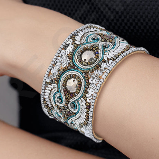 Colorful Bohemian Boho Seed Bead Loom Bracelet, Ethnic Large Cuff Bracelets For Women FBR1007
